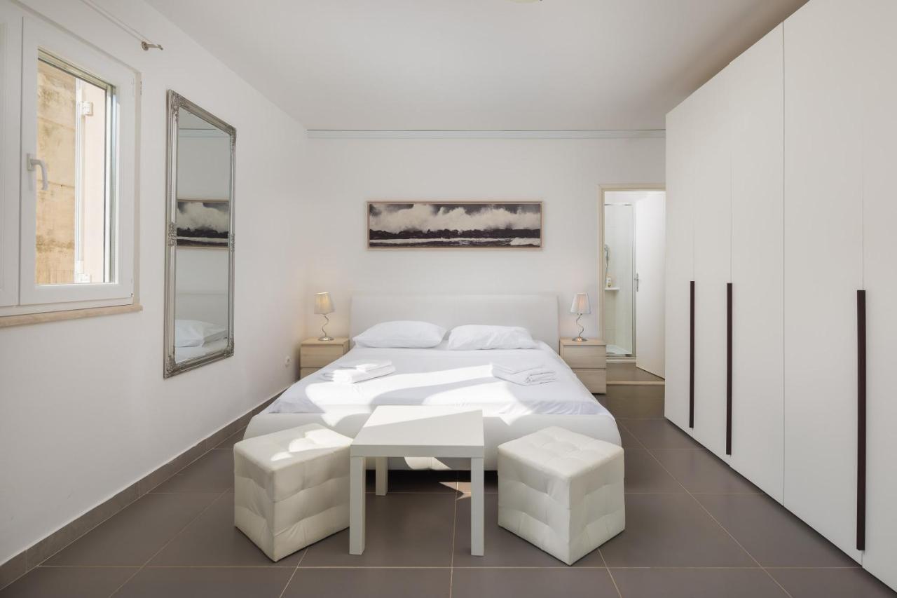 Villa Oceanus Hvar Town Extérieur photo