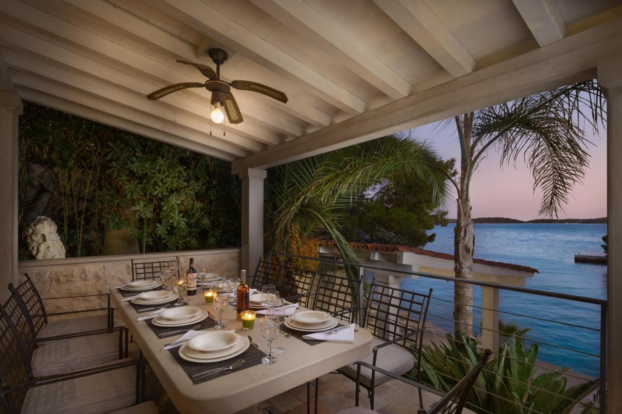 Villa Oceanus Hvar Town Extérieur photo